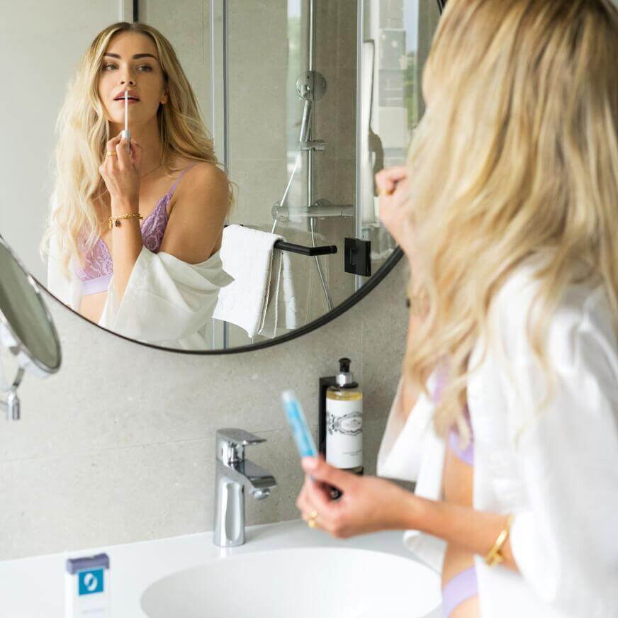 Blue Copper 5 Lip Plumper - Osmotics Skincare